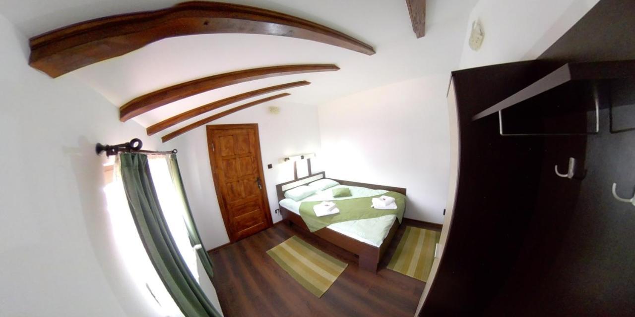 Mansarda Maradu Apartament *